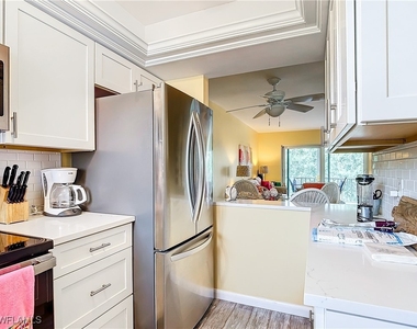 100 Forest Lakes Boulevard - Photo Thumbnail 11