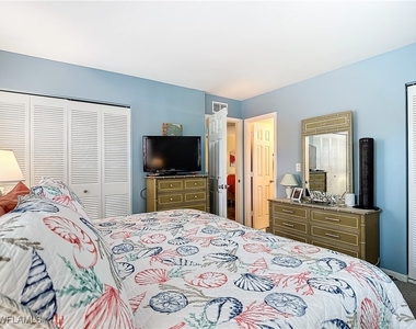 100 Forest Lakes Boulevard - Photo Thumbnail 24