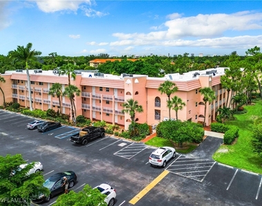 100 Forest Lakes Boulevard - Photo Thumbnail 5
