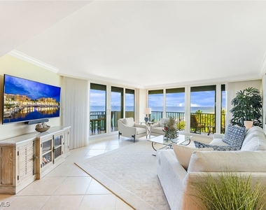 4005 Gulf Shore Boulevard N - Photo Thumbnail 1