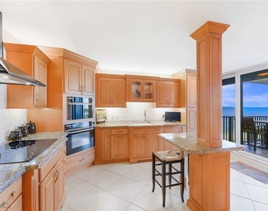 4005 Gulf Shore Boulevard N - Photo Thumbnail 5