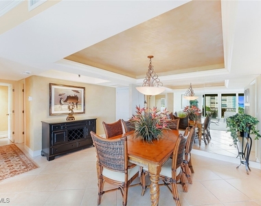 4005 Gulf Shore Boulevard N - Photo Thumbnail 4
