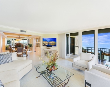 4005 Gulf Shore Boulevard N - Photo Thumbnail 2