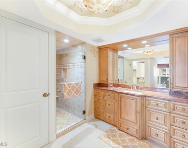 4005 Gulf Shore Boulevard N - Photo Thumbnail 11