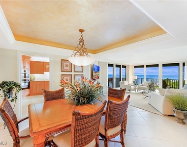 4005 Gulf Shore Boulevard N - Photo Thumbnail 3