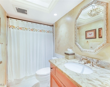 4005 Gulf Shore Boulevard N - Photo Thumbnail 13