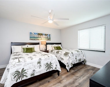 586 Beachwalk Circle - Photo Thumbnail 18