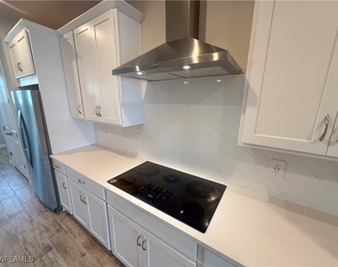 4551 Arboretum Circle - Photo Thumbnail 18