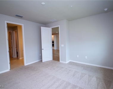 4551 Arboretum Circle - Photo Thumbnail 32