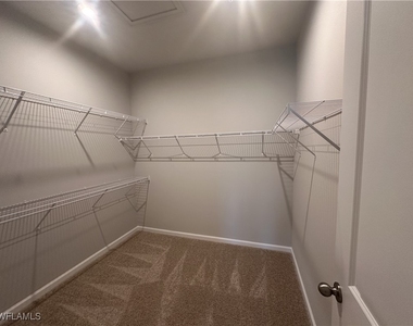 4551 Arboretum Circle - Photo Thumbnail 16