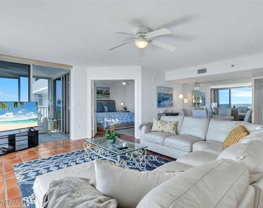 6361 Pelican Bay Boulevard - Photo Thumbnail 9
