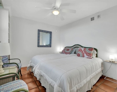 6361 Pelican Bay Boulevard - Photo Thumbnail 16