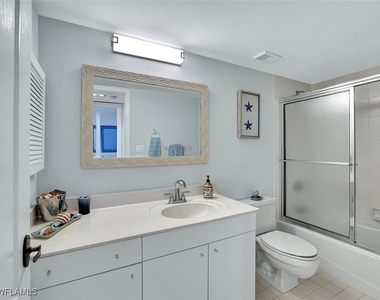 6361 Pelican Bay Boulevard - Photo Thumbnail 17