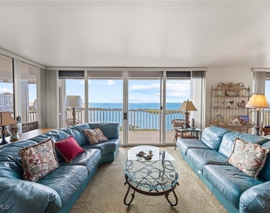 5550 Heron Point Drive - Photo Thumbnail 1