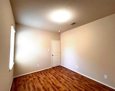 20330 Pine Water Lane - Photo Thumbnail 33