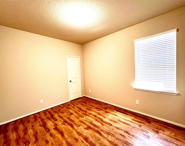 20330 Pine Water Lane - Photo Thumbnail 31