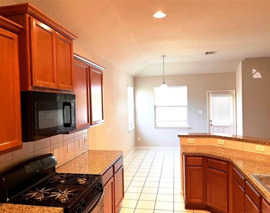 20330 Pine Water Lane - Photo Thumbnail 18