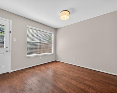 54 Marble Rock Place - Photo Thumbnail 16