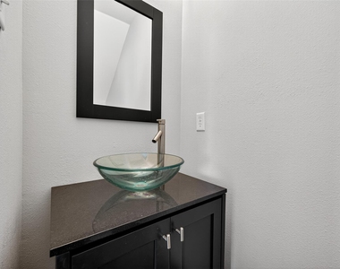 54 Marble Rock Place - Photo Thumbnail 17