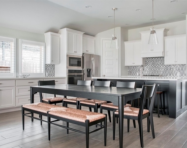30142 Gold Finch Place - Photo Thumbnail 12