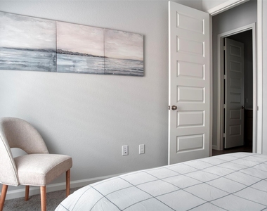 30142 Gold Finch Place - Photo Thumbnail 20