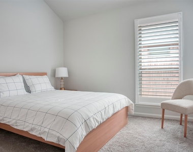 30142 Gold Finch Place - Photo Thumbnail 19
