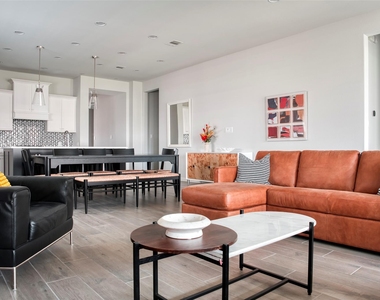 30142 Gold Finch Place - Photo Thumbnail 14