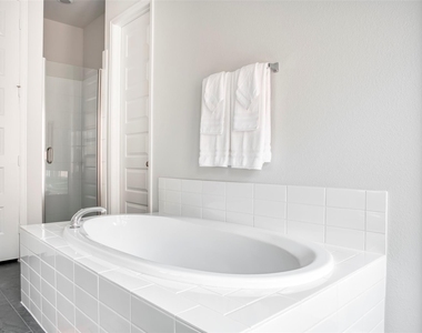 30142 Gold Finch Place - Photo Thumbnail 29