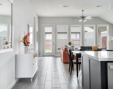 30142 Gold Finch Place - Photo Thumbnail 5