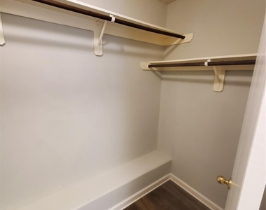 9342 Canady Park Lane - Photo Thumbnail 15