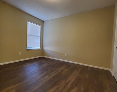 9342 Canady Park Lane - Photo Thumbnail 19
