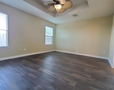 9342 Canady Park Lane - Photo Thumbnail 9