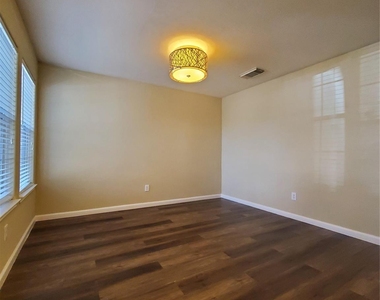 9342 Canady Park Lane - Photo Thumbnail 2