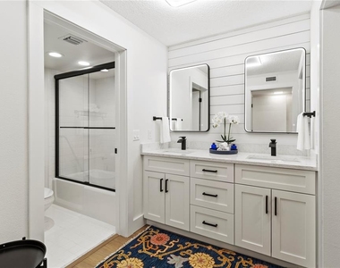 806 Bayport Way - Photo Thumbnail 38
