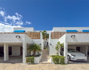 806 Bayport Way - Photo Thumbnail 1