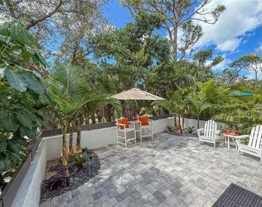 806 Bayport Way - Photo Thumbnail 41