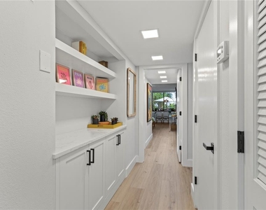 609 Bayport Way - Photo Thumbnail 5