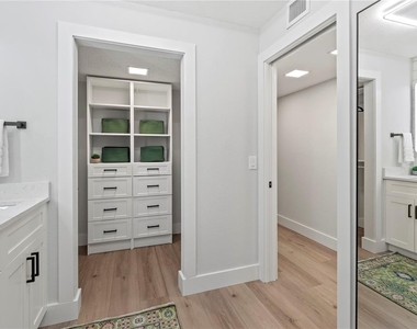 609 Bayport Way - Photo Thumbnail 32