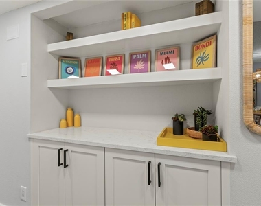 609 Bayport Way - Photo Thumbnail 6