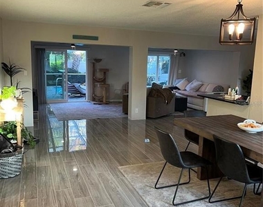 2460 E Vina Del Mar Boulevard - Photo Thumbnail 5