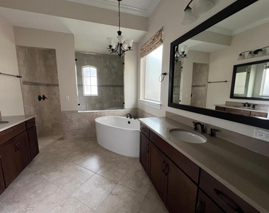 12927 Canopy Woods Way - Photo Thumbnail 15