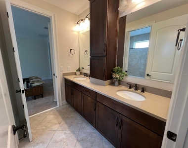 12927 Canopy Woods Way - Photo Thumbnail 22