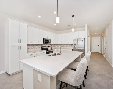 17655 Opal Sand Drive - Photo Thumbnail 6