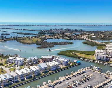 11727 Anglers Club Drive - Photo Thumbnail 2