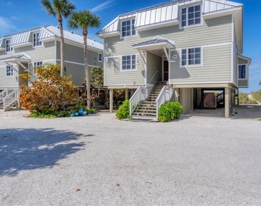 480 Gulf Boulevard - Photo Thumbnail 4