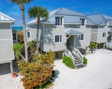 480 Gulf Boulevard - Photo Thumbnail 3