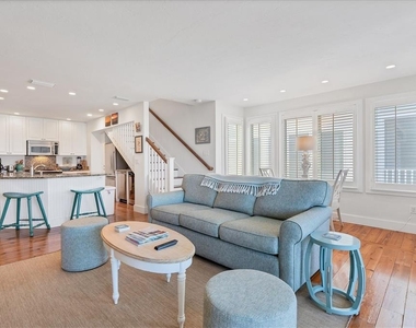 480 Gulf Boulevard - Photo Thumbnail 12