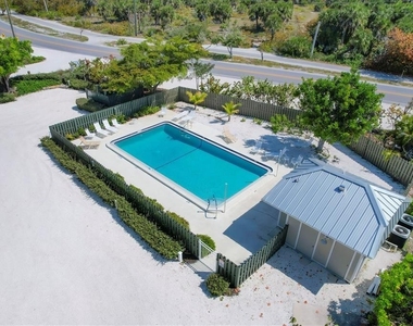 480 Gulf Boulevard - Photo Thumbnail 9