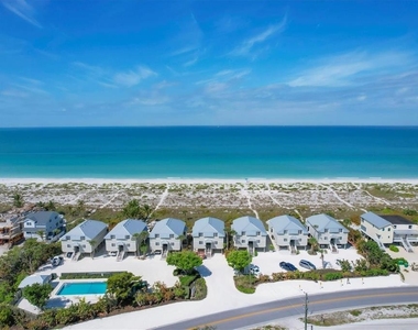 480 Gulf Boulevard - Photo Thumbnail 2