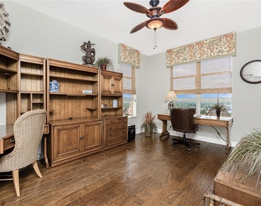 3313 Sunset Key Cir - Photo Thumbnail 36